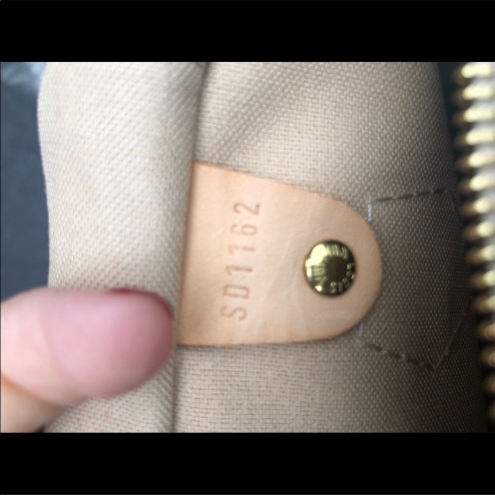 Authentic Louis Vuitton Speedy 30 Azur - Picture 6 of 8